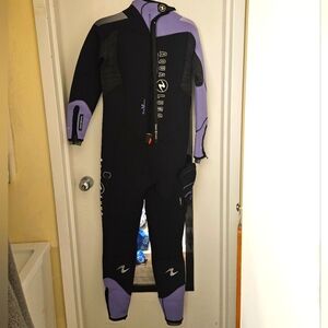 Aqualung 5.5mm wetsuit
